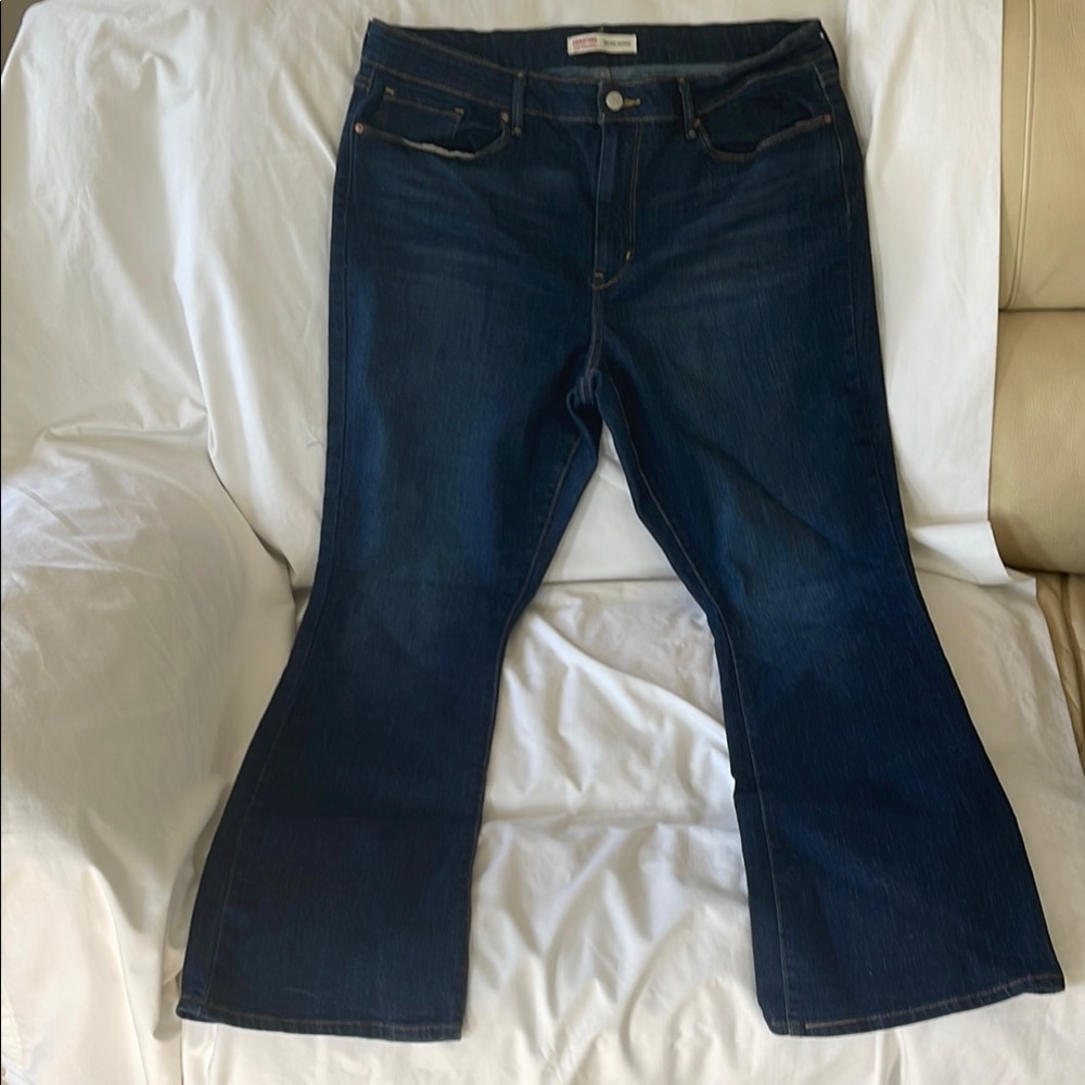 Women's Blue Jeans